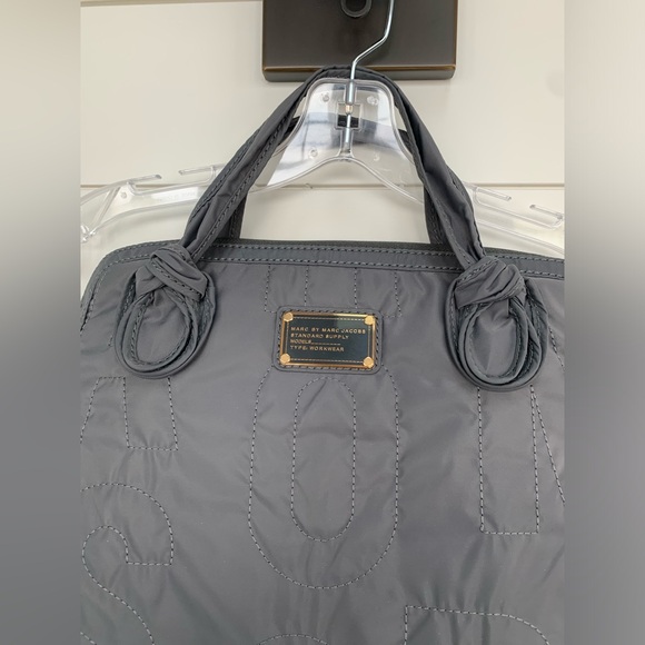 Marc by Marc Jacobs Workwear Quilted Zippered Computer Bag - Picture 3 of 11